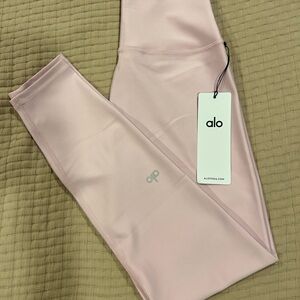 ALO Yoga 7/8 High-Waist Airlift Leggings Pink